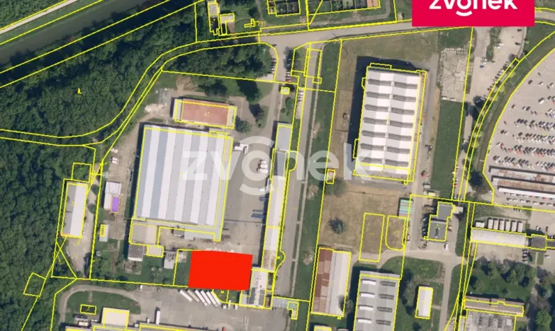 Pronájem komerční nemovitosti, Kunovice, 1800 m2