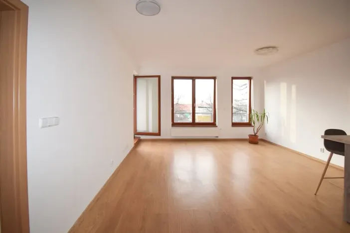 Pronájem bytu 2+kk, Plzeň - Jižní Předměstí, Boettingerova, 60 m2