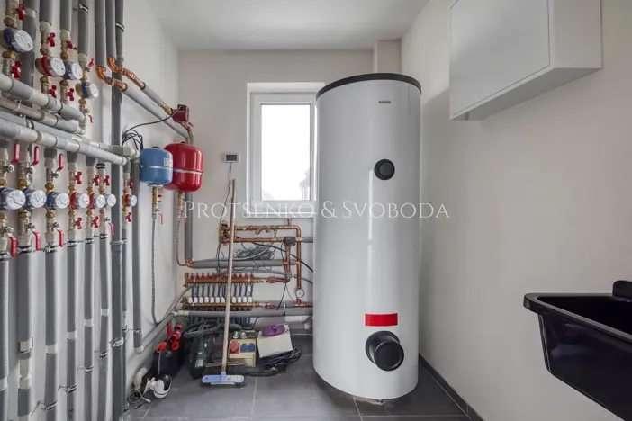 Prodej apartmánu, Frymburk, 218 m2