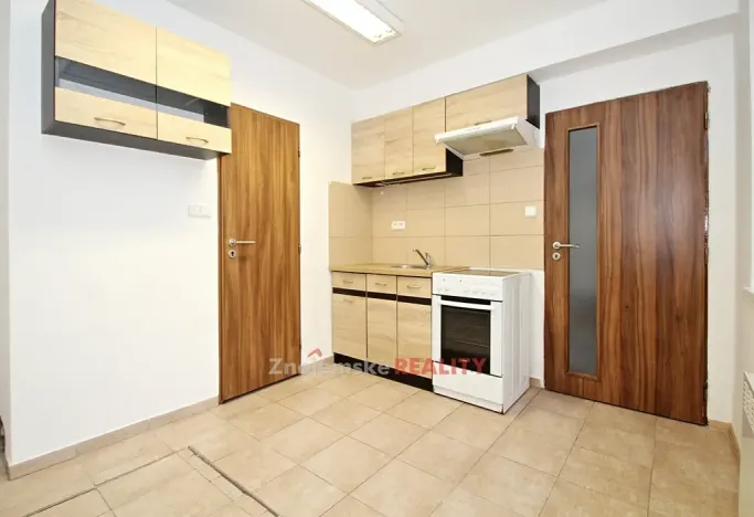 Pronájem kanceláře, Znojmo, Kollárova, 35 m2