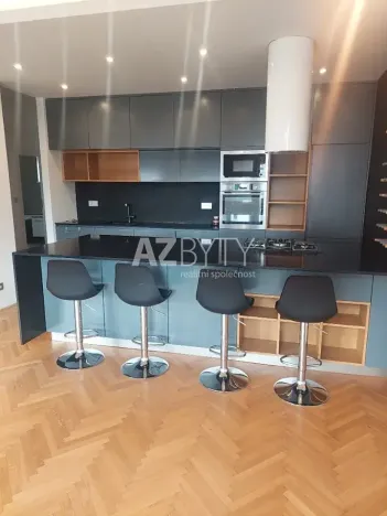 Pronájem bytu 3+1, Praha - Vršovice, Vršovická, 120 m2