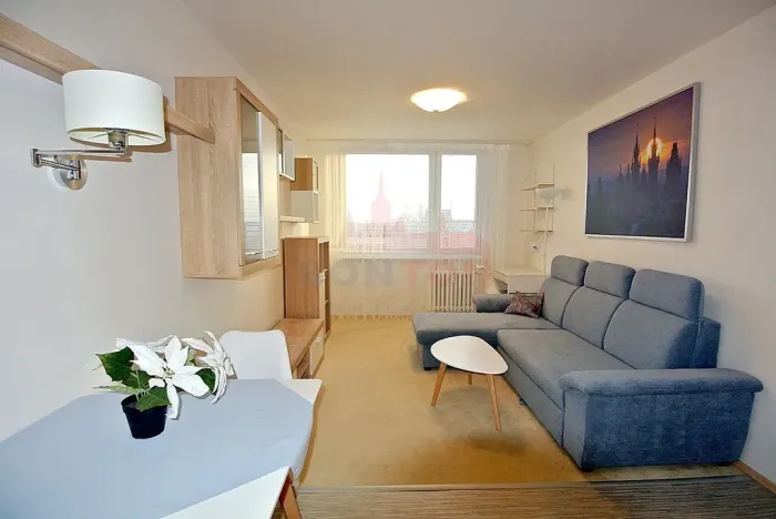 Pronájem bytu 2+kk, Praha - Háje, Janouchova, 43 m2