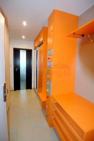 Pronájem bytu 2+kk, Praha - Háje, Janouchova, 43 m2