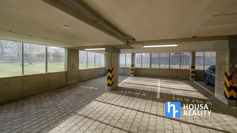 Pronájem bytu 2+kk, Praha - Prosek, Čakovická, 55 m2