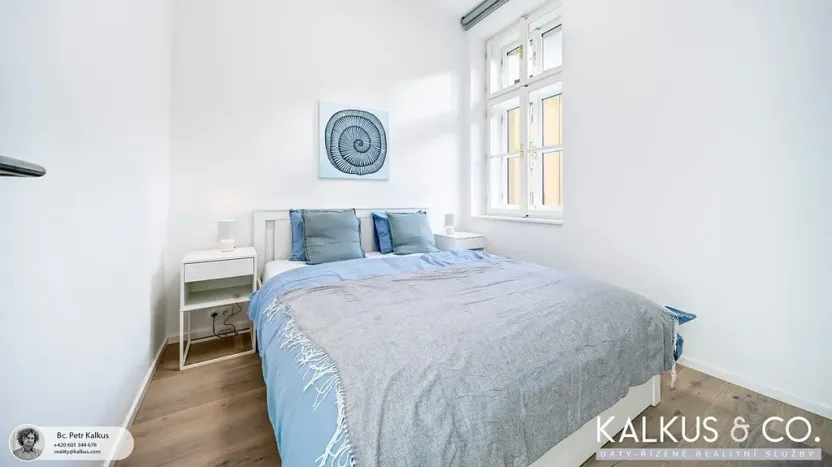 Pronájem bytu 2+kk, Hradec Králové, Eliščino nábřeží, 34 m2