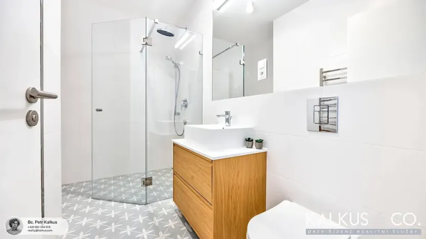 Pronájem bytu 2+kk, Hradec Králové, Eliščino nábřeží, 44 m2