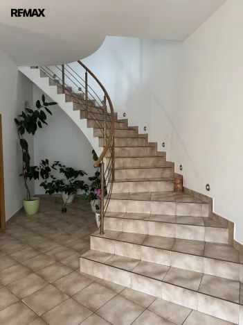 Prodej kanceláře, Zlín - Louky, Chlumská, 600 m2
