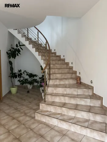 Prodej kanceláře, Zlín - Louky, Chlumská, 600 m2
