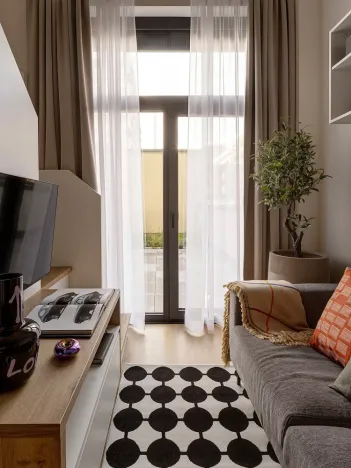 Pronájem bytu 1+kk, Praha - Hloubětín, Poděbradská, 34 m2