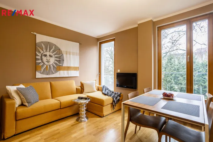 Prodej bytu 2+kk, Karlovy Vary, Libušina, 51 m2