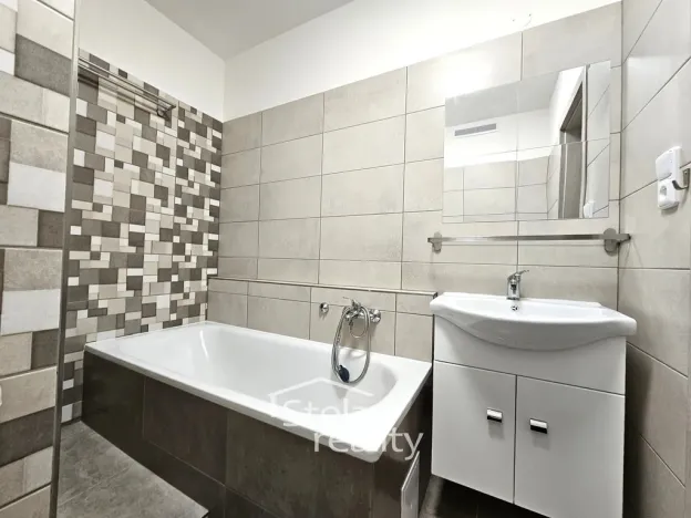 Pronájem bytu 1+1, Bruntál, Družební, 35 m2