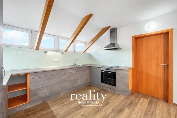 Pronájem bytu 3+kk, Jihlava, Na Bělidle, 110 m2