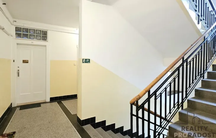 Pronájem bytu 2+kk, Praha - Vysočany, Prouzova, 50 m2