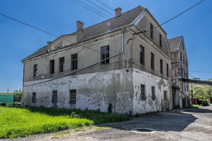 Prodej rodinného domu, Přítluky, 2507 m2