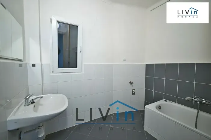 Pronájem bytu 2+1, Olomouc, Husitská, 55 m2