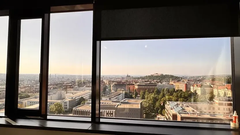 Pronájem kanceláře, Brno, Šumavská, 483 m2