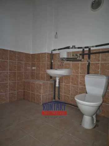 Pronájem skladu, České Budějovice, Rudolfovská tř., 216 m2