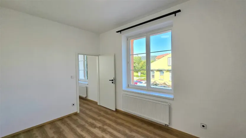 Pronájem bytu 2+kk, Beroun - Beroun-Město, Na Parkáně, 37 m2