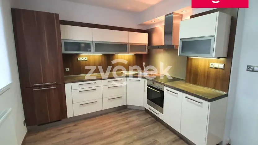 Pronájem rodinného domu, Zlín - Kostelec, Lešenská, 150 m2