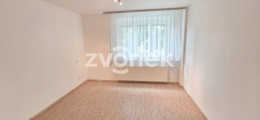 Pronájem rodinného domu, Zlín - Kostelec, Lešenská, 150 m2