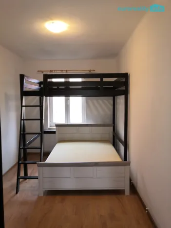 Pronájem bytu 2+1, Karlovy Vary, Kpt. Jaroše, 52 m2