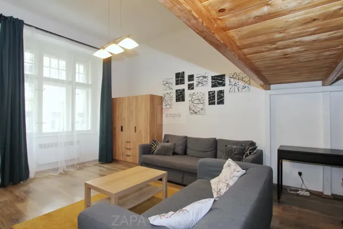 Pronájem bytu 2+kk, Praha - Smíchov, Grafická, 42 m2