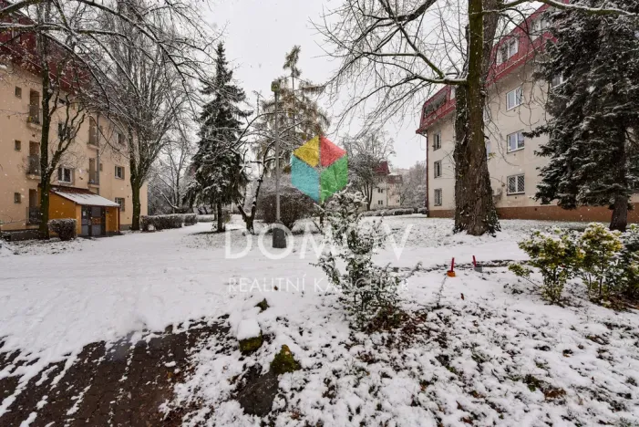 Prodej bytu 1+1, Praha - Kobylisy, Horňátecká, 28 m2