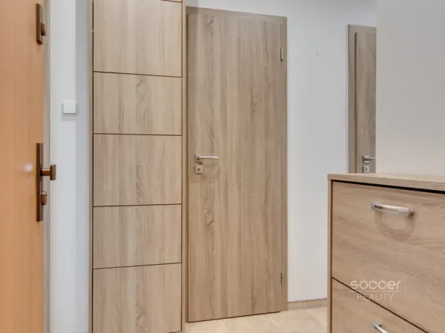 Pronájem bytu 2+1, Praha - Černý Most, Cíglerova, 60 m2