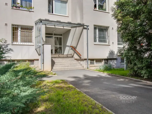 Pronájem bytu 2+1, Praha - Černý Most, Cíglerova, 60 m2