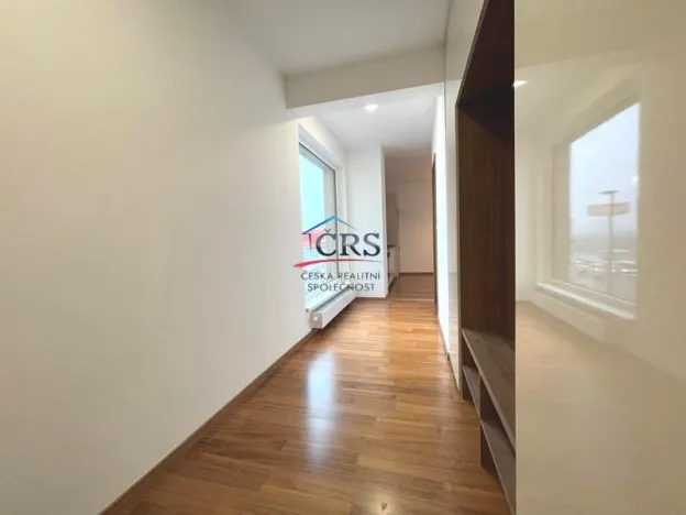 Pronájem bytu 2+kk, Praha, U Plynárny 1588/81, 60 m2