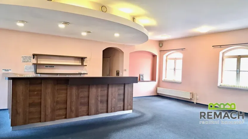 Pronájem restaurace, Kunovice, V Grni, 197 m2