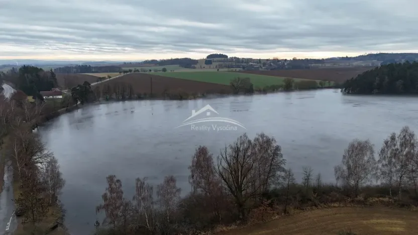 Prodej rybníku, Kamenice nad Lipou - Vodná, 138387 m2