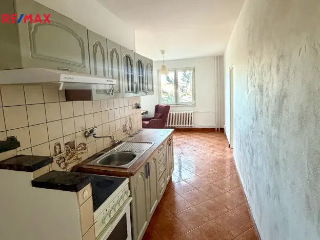 Pronájem bytu 2+1, Karlovy Vary, Západní, 54 m2