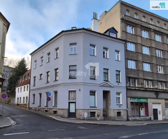 Prodej bytu 4+kk, Aš, Hlavní, 88 m2