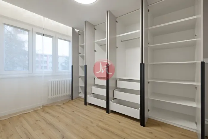 Prodej bytu 3+kk, Ostrava, Kischova, 58 m2