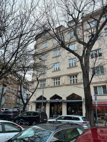 Prodej bytu 3+kk, Praha - Bubeneč, Na hutích, 124 m2