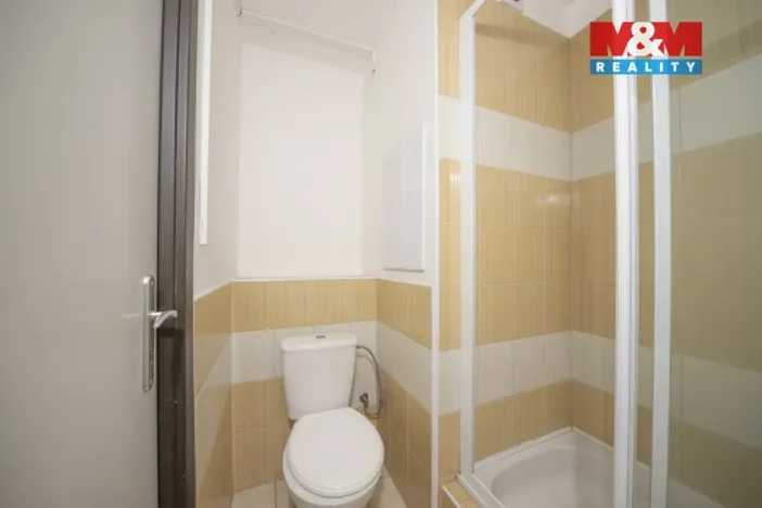 Prodej bytu 2+kk, Děčín - Děčín V-Rozbělesy, Závodní, 42 m2