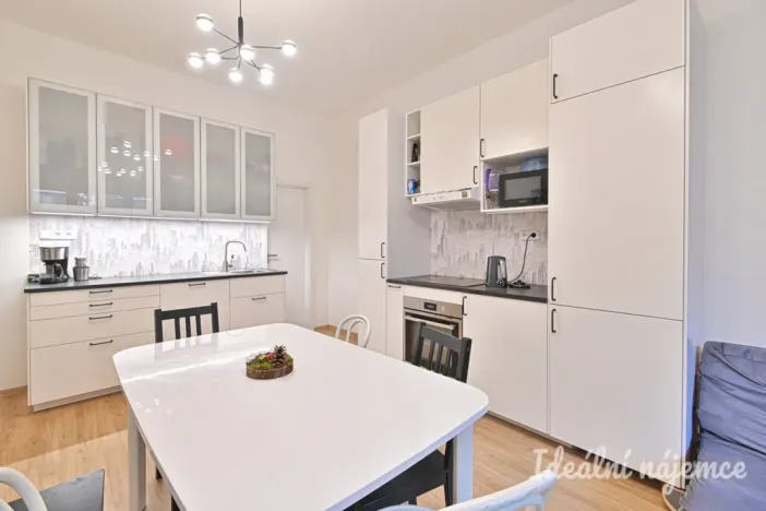 Pronájem bytu 4+kk, Brno, Mezírka, 90 m2