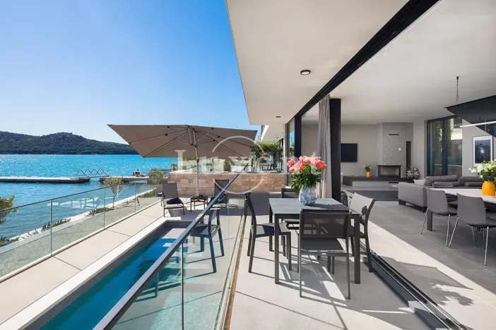 Prodej vily, Šibenik, Chorvatsko, 200 m2