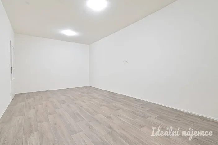 Pronájem bytu 3+1, Brno - Obřany, Fryčajova, 71 m2