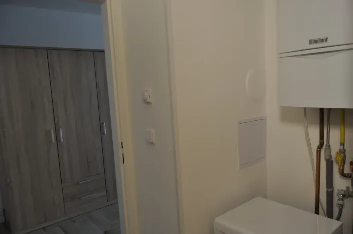 Pronájem bytu 1+kk, Praha - Motol, Hennerova, 48 m2