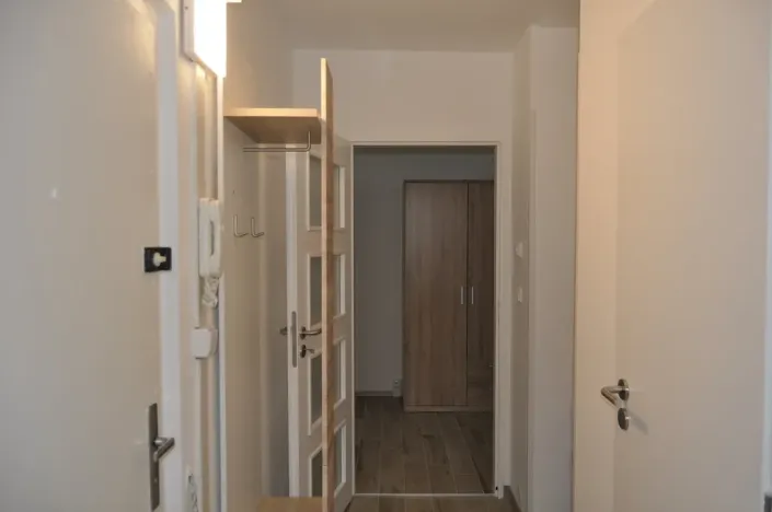 Pronájem bytu 1+kk, Praha - Motol, Hennerova, 48 m2