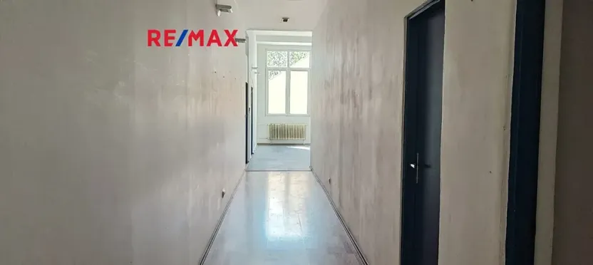 Pronájem kanceláře, Praha - Kobylisy, Horňátecká, 14 m2