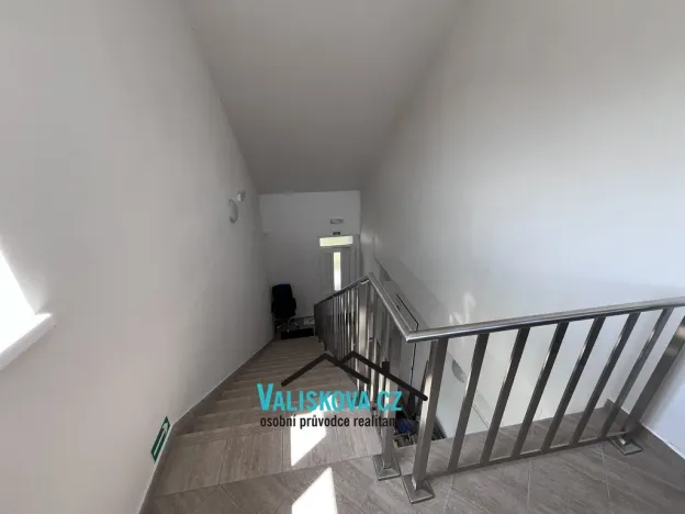 Pronájem bytu 6+kk a větší, Hulín, Vrchlického, 150 m2