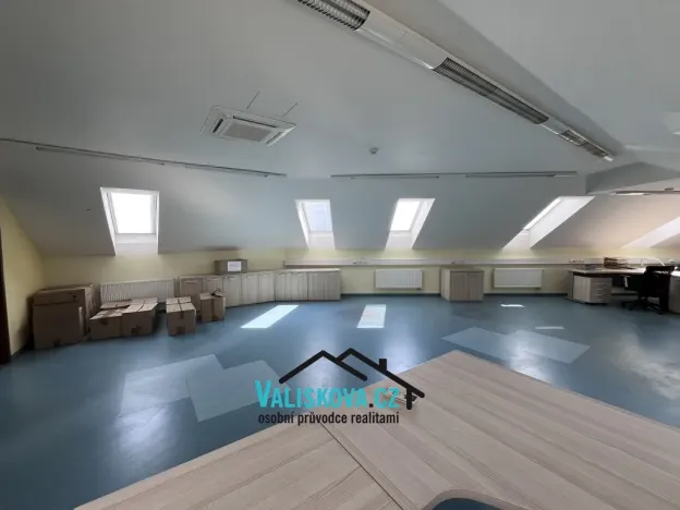 Pronájem bytu 6+kk a větší, Hulín, Vrchlického, 150 m2