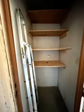 Pronájem bytu 2+kk, Praha - Prosek, Vysočanská, 46 m2