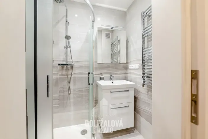 Pronájem bytu 3+kk, Jihlava, Brtnická, 66 m2