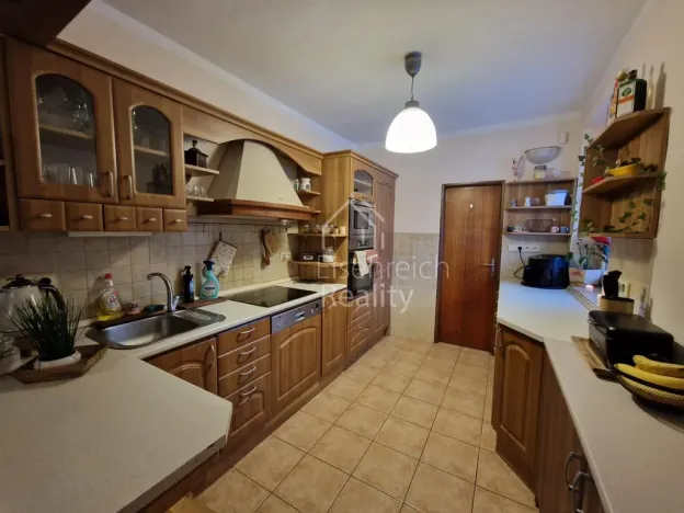 Pronájem rodinného domu, Hradec Králové - Březhrad, K Potoku, 270 m2