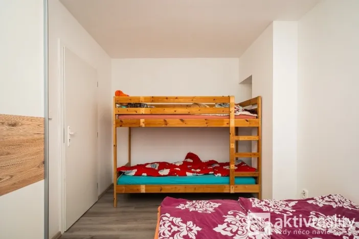 Prodej ubytování, Neratovice, Hlavní, 620 m2