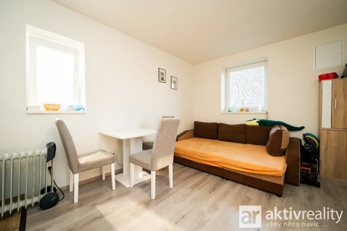 Prodej ubytování, Neratovice, Hlavní, 620 m2